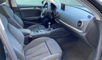 Audi A3 Sportback 1,6 TDI *Bixenon*PDC*Navi* Limousine voll