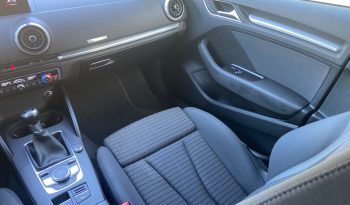 Audi A3 SB 1,6 TDI sport*Navi*PDC*Sitzheizung*Sportsitze Limousine voll