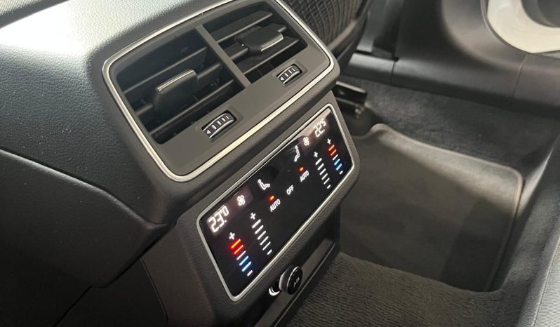 Audi A6 Avant 40TDI 2xS-line*Virtual*LED*Totw.*ACC*Spurh.* Kombi / Family Van voll