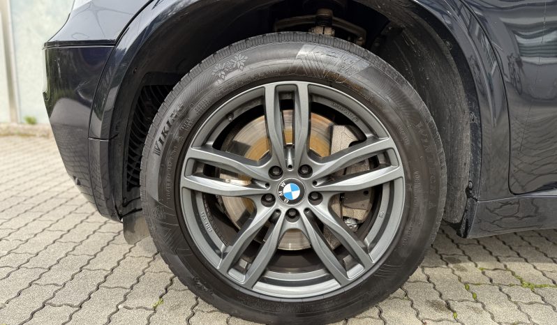 BMW X5 xDrive  M50d SUV / Geländewagen voll