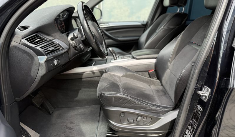 BMW X5 xDrive  M50d SUV / Geländewagen voll