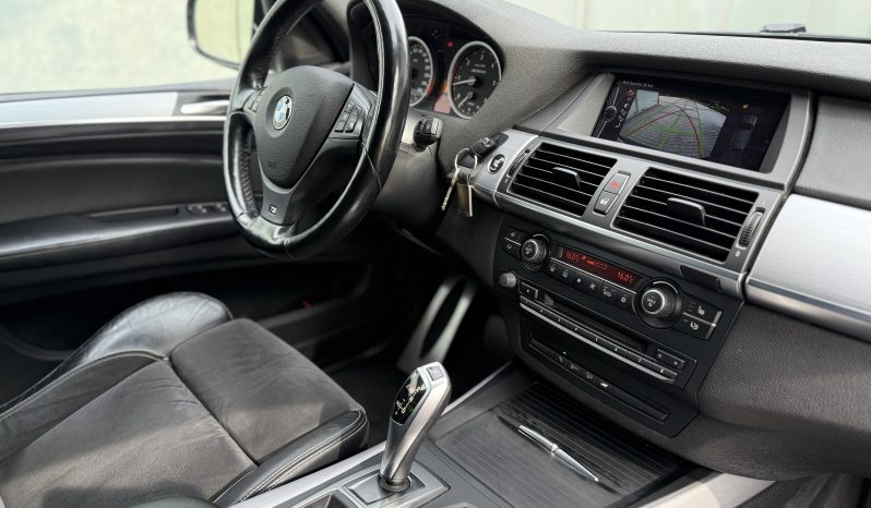 BMW X5 xDrive  M50d SUV / Geländewagen voll