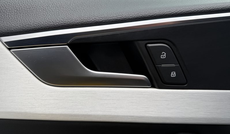 Audi A4 Avant 2.0TDI quattro 3x S-line S-tonic*ACC*Spurh.*Totw.*Virtual Cokpit*Anhängerk.*Premium Garantie voll